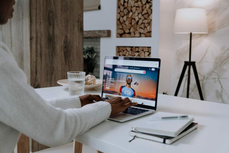 assicurazione airbnb